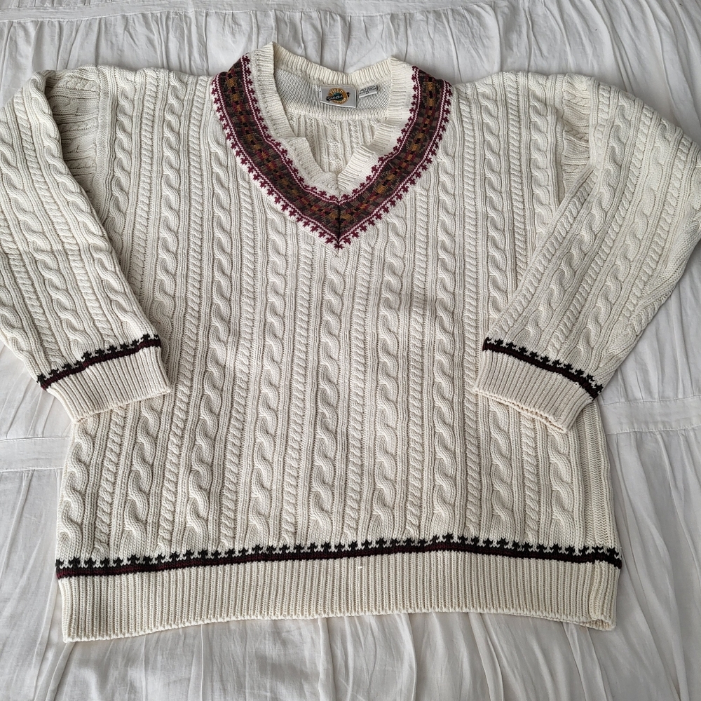 Vintage Marshall Field's Ivory Cable Knit V-neck Sweater